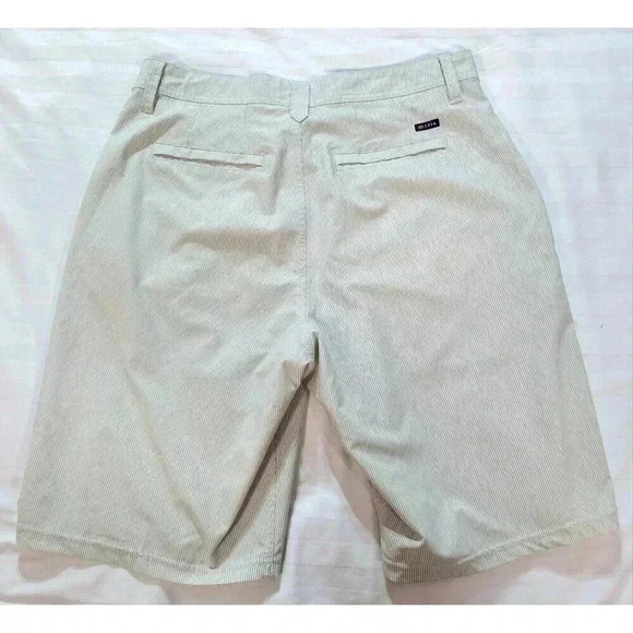 Cova mens Performance‎ Shorts Cream Mid Rise Zip Pocket Stretch Size 32 - Picture 2 of 5